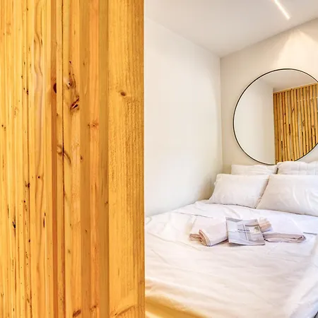 Arte's - Happy Apartment